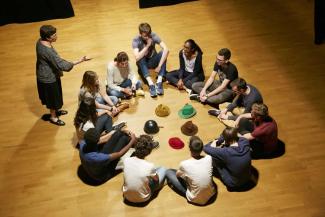 Personnes en rond